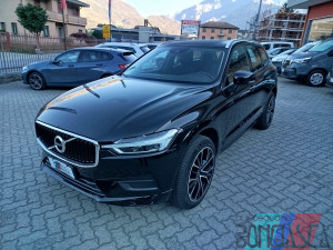 VOLVO XC60 2.0 MOMENTUM 197CV AWD GEARTRONIC MY20