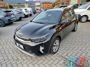 KIA STONIC 1.2 DPI URBAN TECHNO&DESIGN PACK 84CV