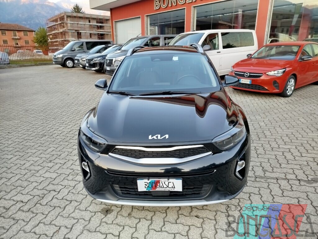 KIA STONIC 1.2 DPI URBAN TECHNO&DESIGN PACK 84CV 2 IMG 20261030 164907