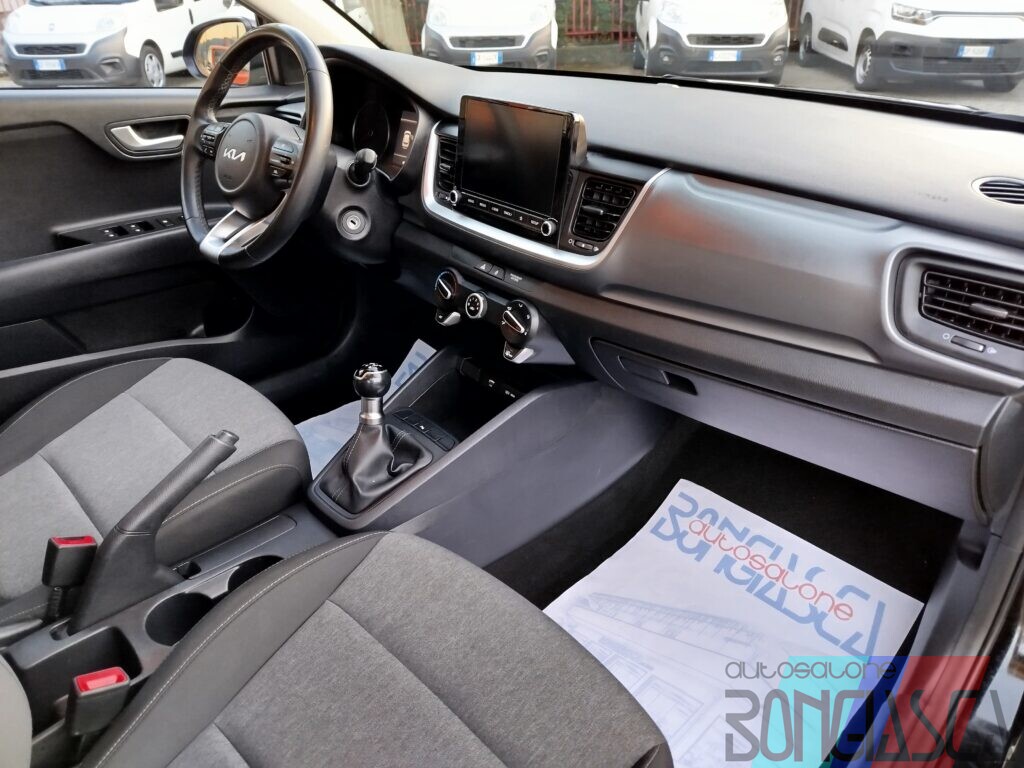 KIA STONIC 1.2 DPI URBAN TECHNO&DESIGN PACK 84CV 11 IMG 20261030 164944